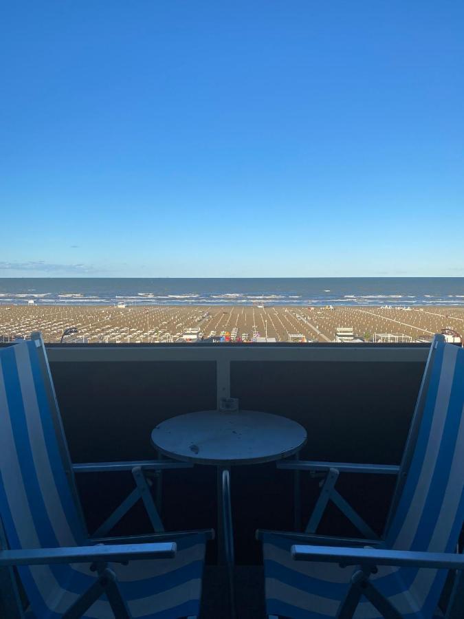 Hotel Corallo Римини Екстериор снимка