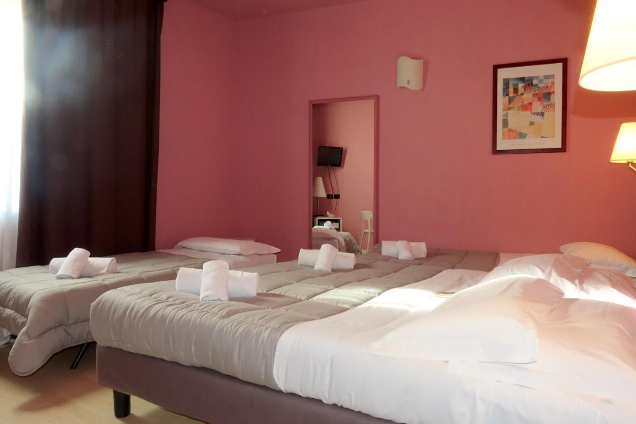 Hotel Corallo Римини Екстериор снимка
