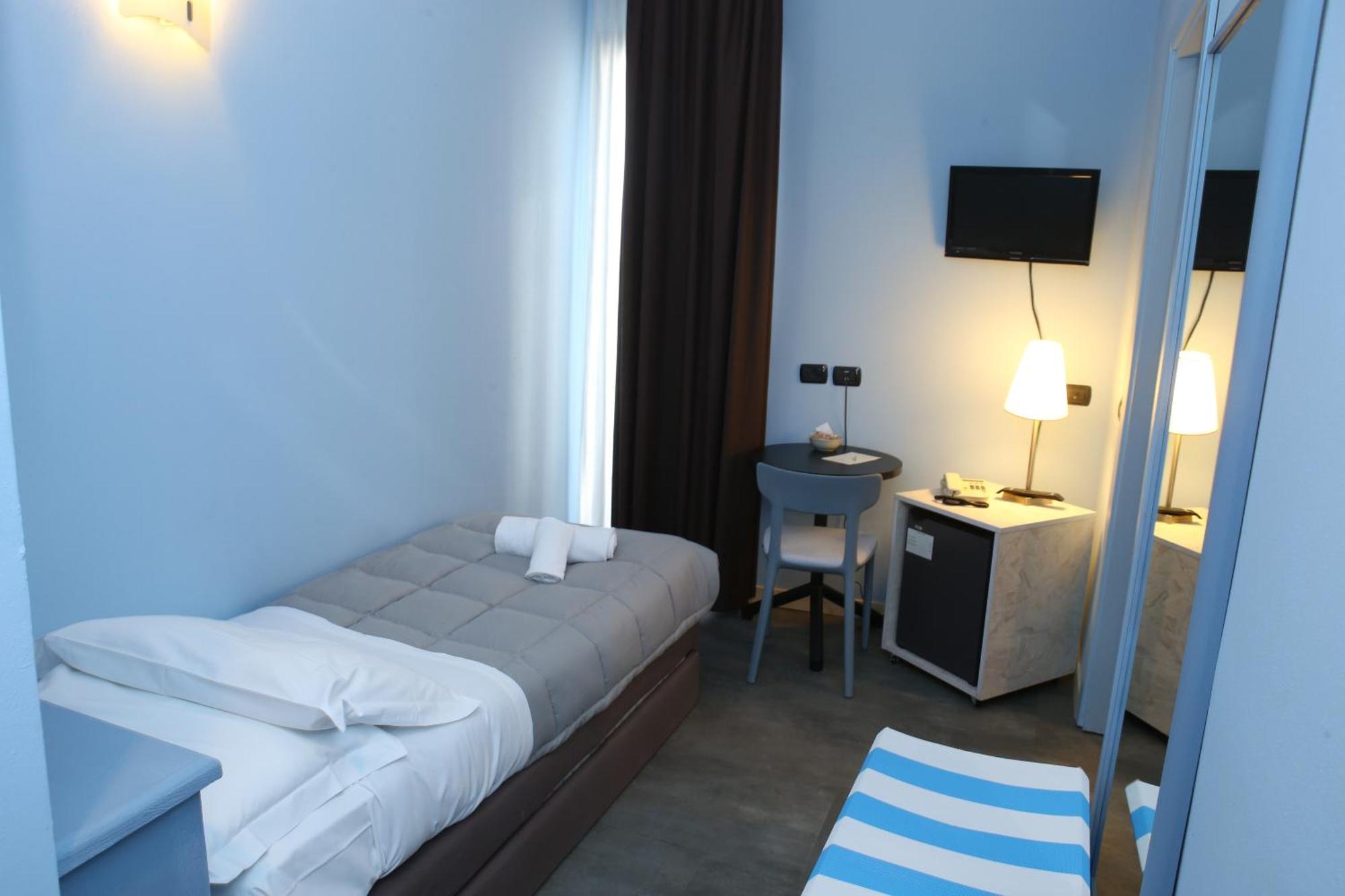 Hotel Corallo Римини Екстериор снимка