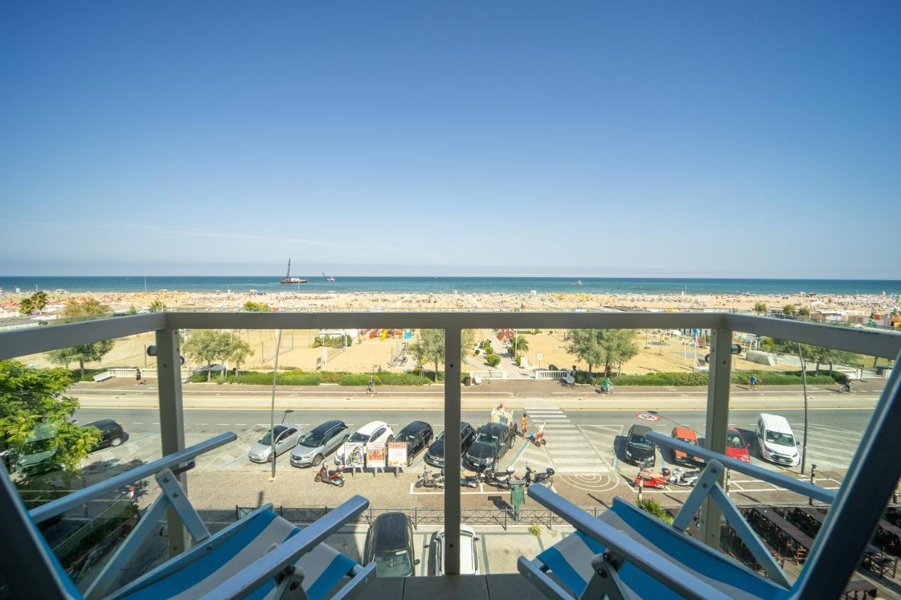 Hotel Corallo Римини Екстериор снимка